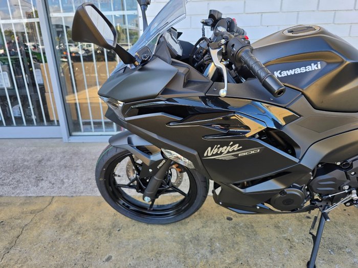 2026 Kawasaki NINJA 500 Black