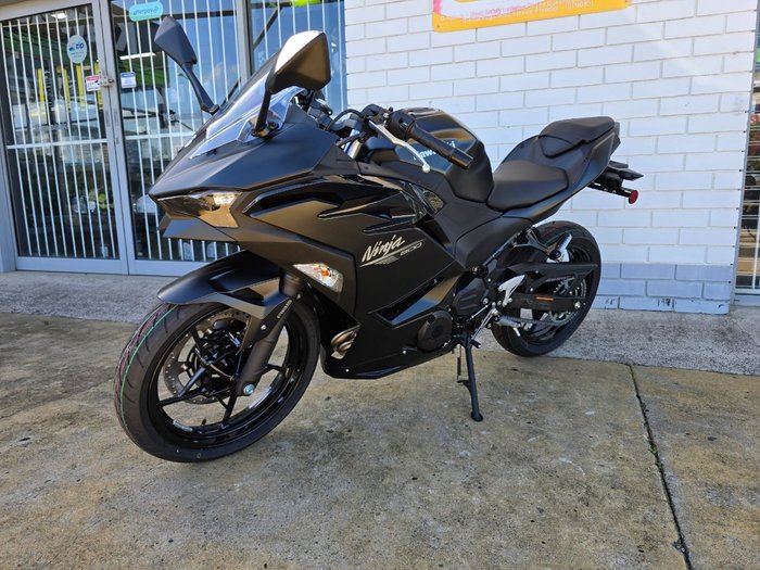 2026 Kawasaki NINJA 500 Black