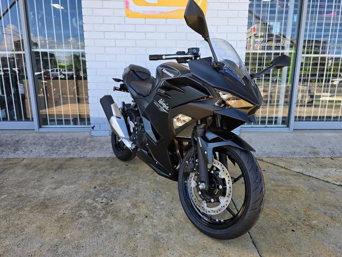 2026 Kawasaki NINJA 500 Black