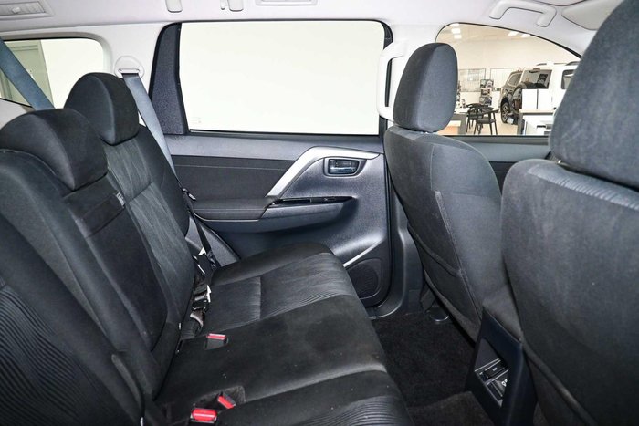 2025 Mitsubishi Pajero Sport GLS