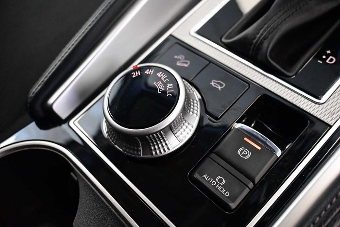 2025 Mitsubishi Pajero Sport GLS