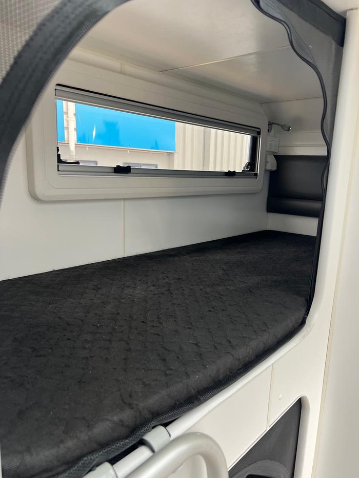 2020 Safari Caravans Legacy 22 Family Van