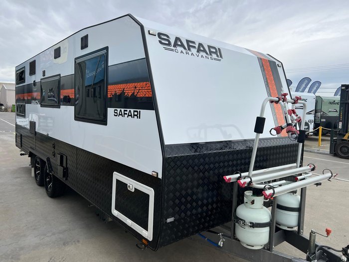 2020 Safari Caravans Legacy 22 Family Van