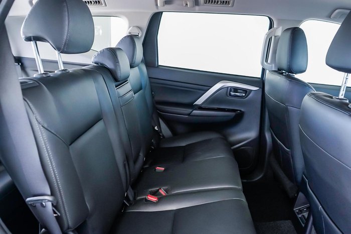 2024 Mitsubishi Pajero Sport GLS