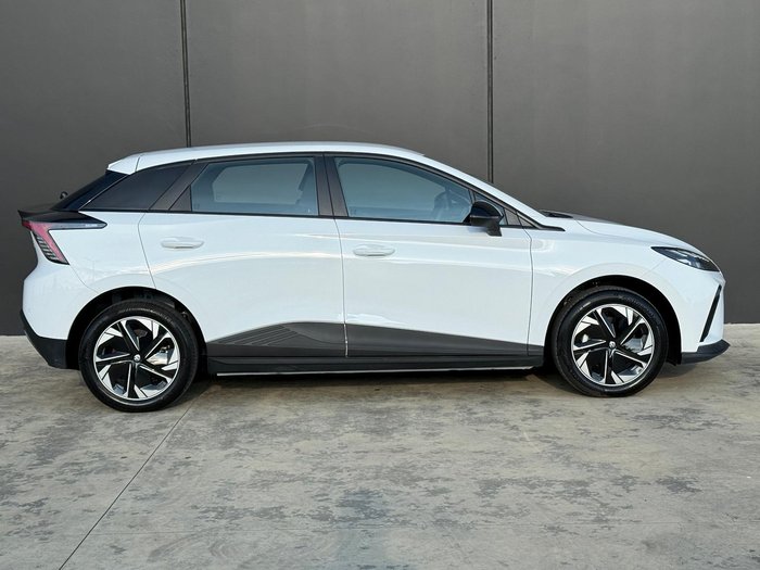 2024 MG MG4 Excite 51