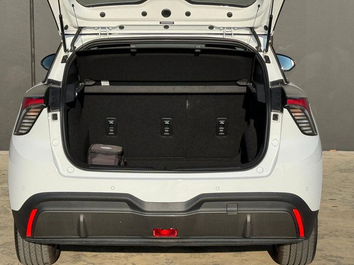 2024 MG MG4 Excite 51