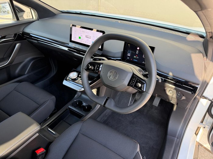 2024 MG MG4 Excite 51