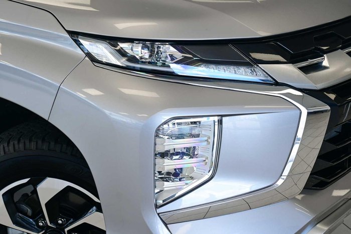 2024 Mitsubishi Pajero Sport GLS