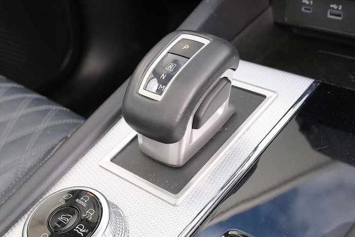 2023 Mitsubishi Outlander Exceed