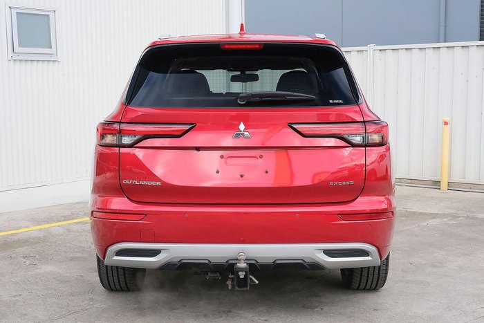 2023 Mitsubishi Outlander Exceed