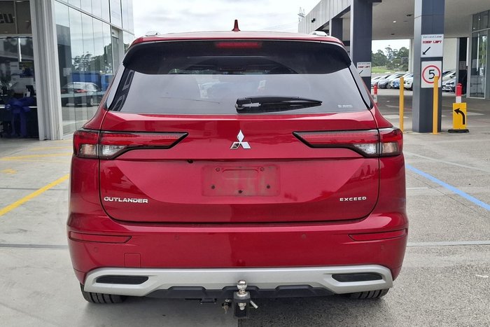 2023 Mitsubishi Outlander Exceed