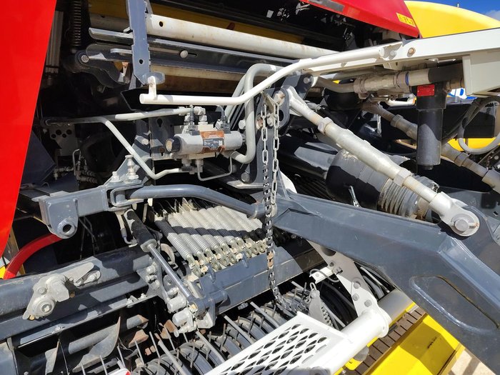 2023 Pottinger 3160V Pro Round Baler