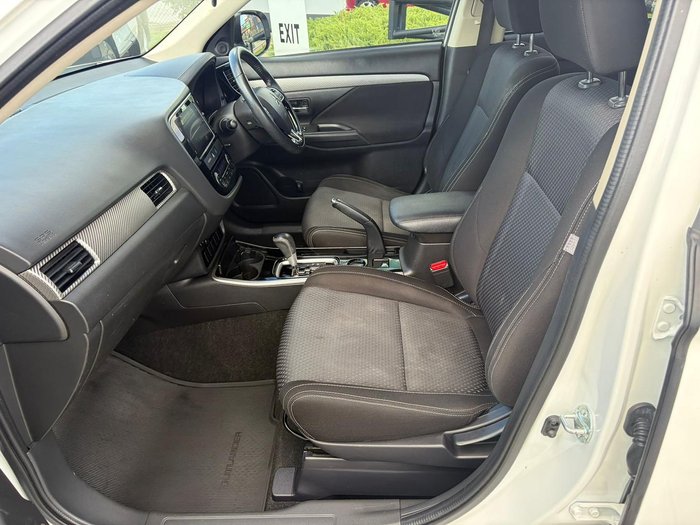 2018 Mitsubishi Outlander LS