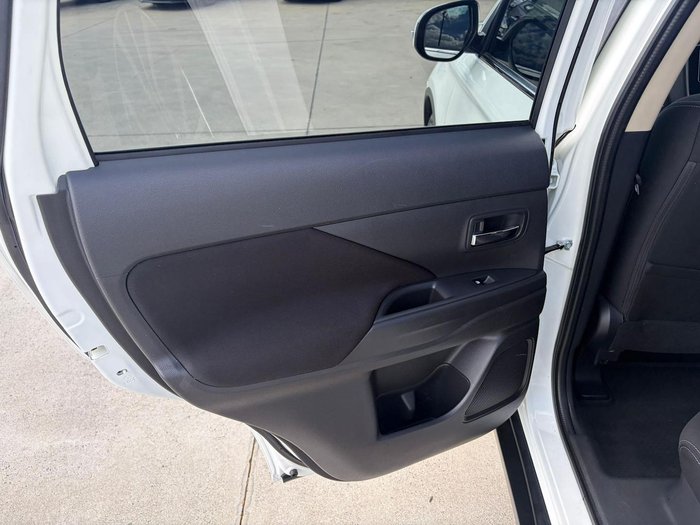 2018 Mitsubishi Outlander LS