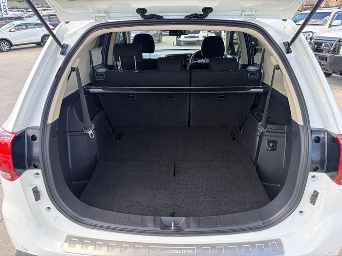 2018 Mitsubishi Outlander LS