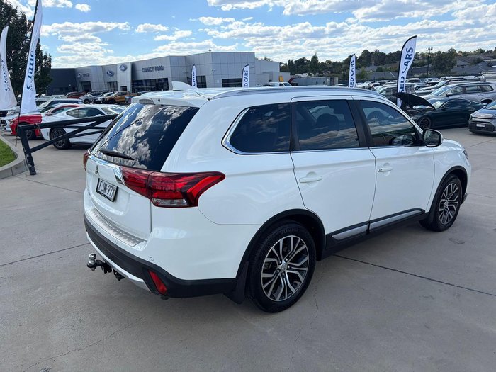 2018 Mitsubishi Outlander LS
