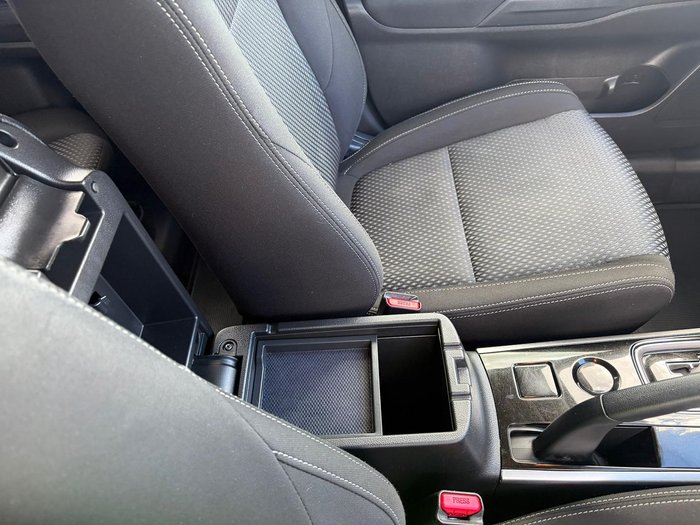 2018 Mitsubishi Outlander LS