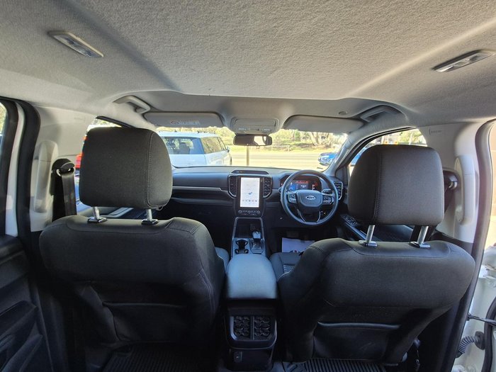 2022 Ford Everest Ambiente