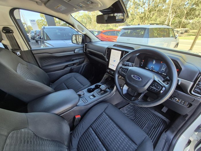 2022 Ford Everest Ambiente