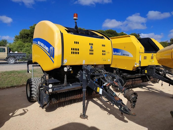2016 New Holland Rb150