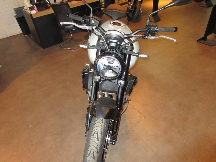 2026 Triumph Trident 660 Trident Grey