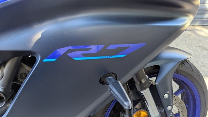2023 Yamaha YZF-R7LA Blue