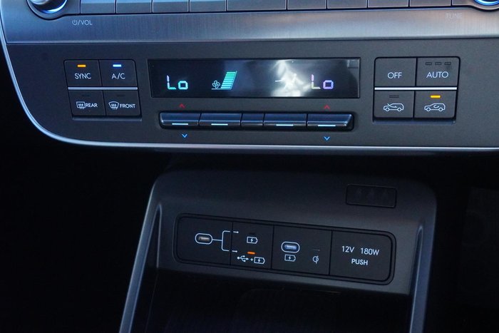 2025 Hyundai Kona Premium