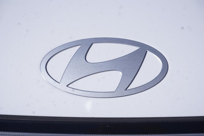 2025 Hyundai Kona Premium