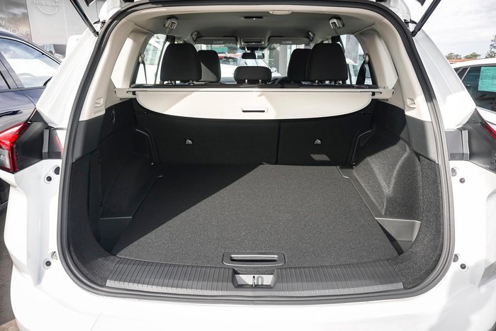 2025 Nissan X-TRAIL ST