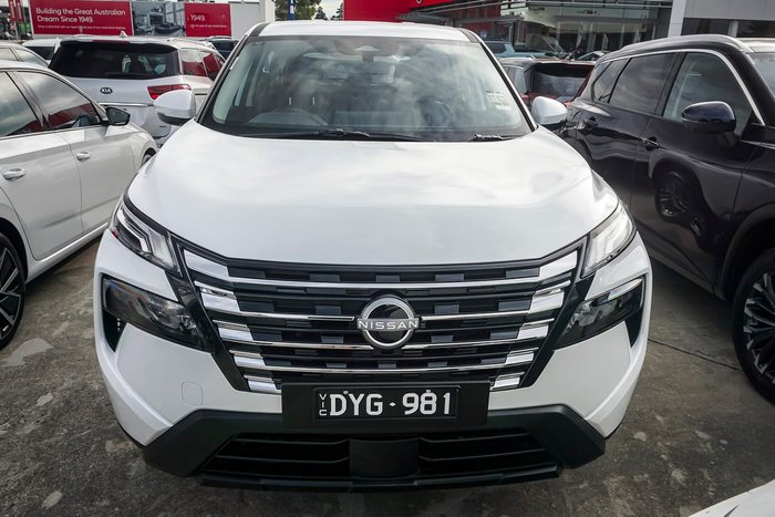 2025 Nissan X-TRAIL ST