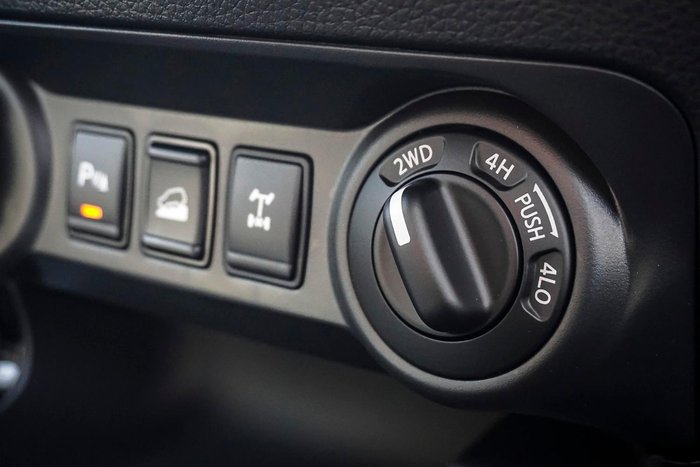 2025 Nissan Navara PRO-4X