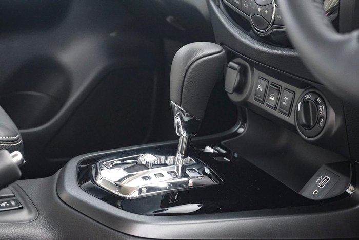 2025 Nissan Navara PRO-4X