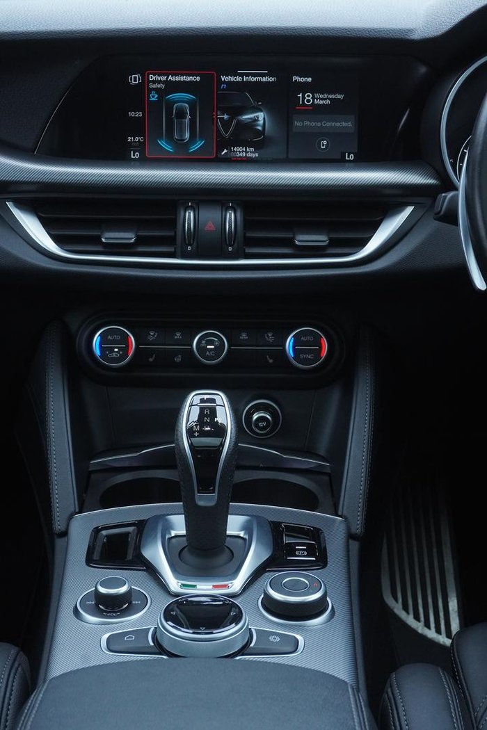 2021 Alfa Romeo Stelvio Sport