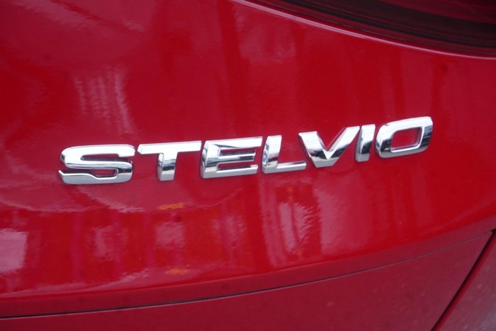 2021 Alfa Romeo Stelvio Sport