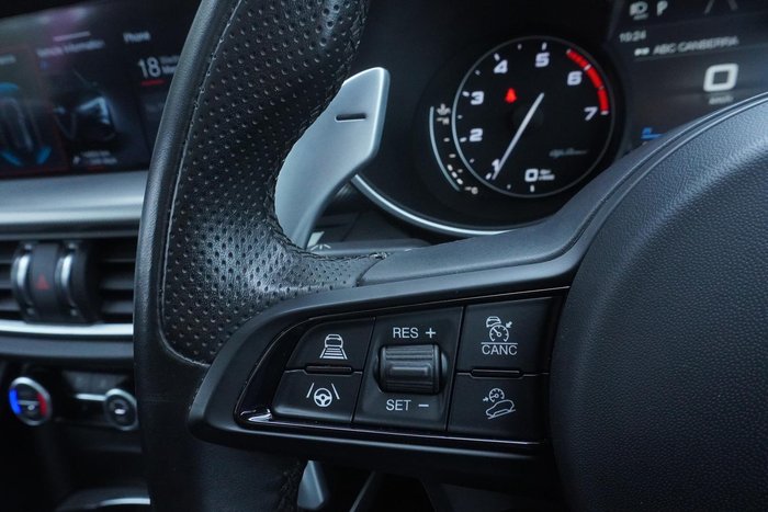 2021 Alfa Romeo Stelvio Sport