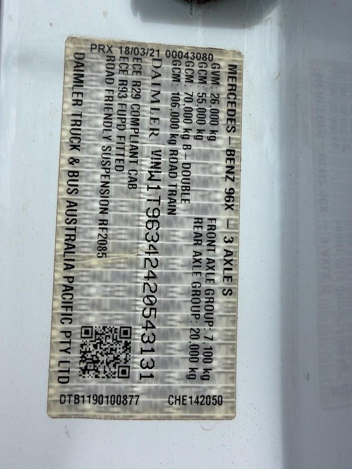 2021 Mercedes-Benz 2663