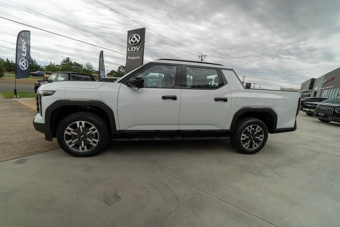 2025 LDV Terron 9 Evolve