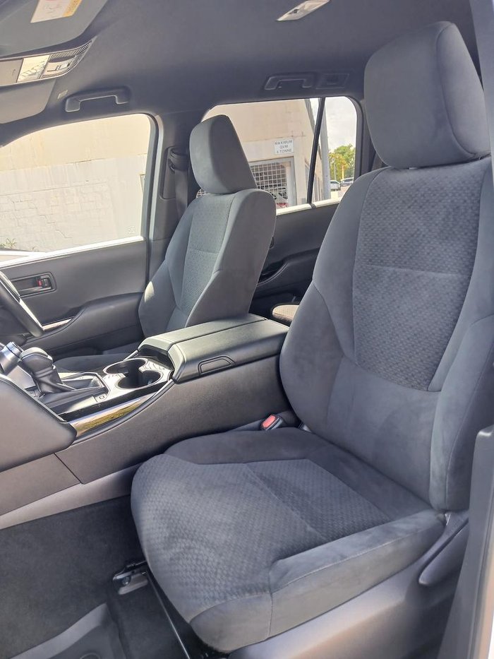 2024 Toyota Landcruiser GXL