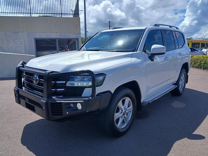 2024 Toyota Landcruiser GXL