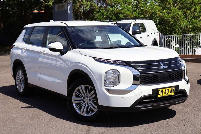 2024 Mitsubishi Outlander