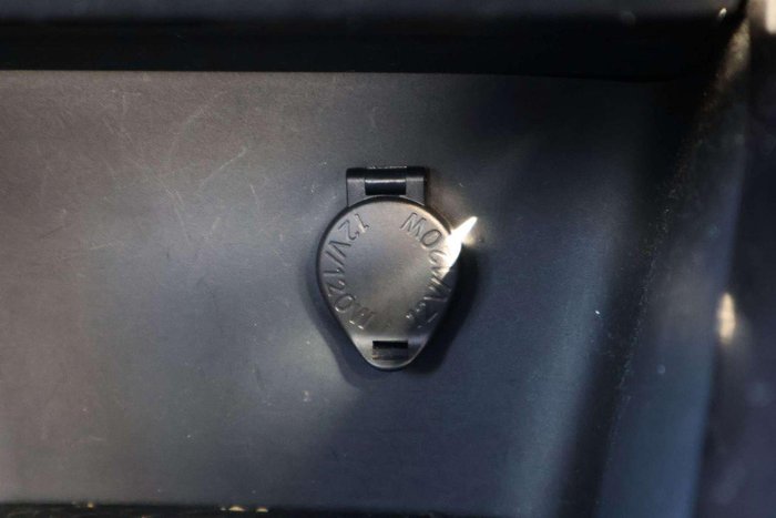 2024 Toyota Yaris Ascent Sport