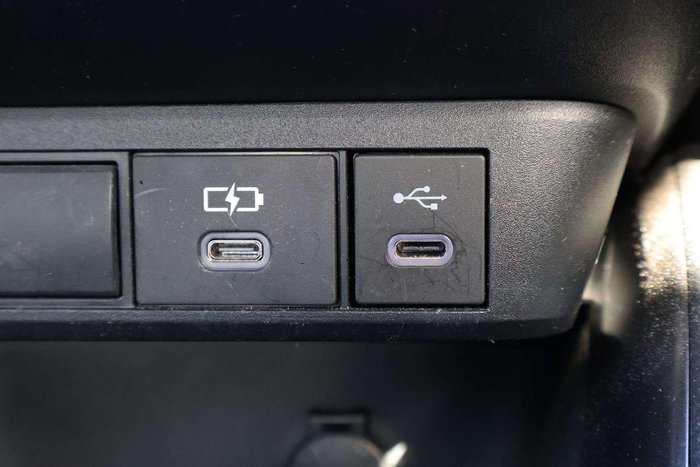 2024 Toyota Yaris Ascent Sport