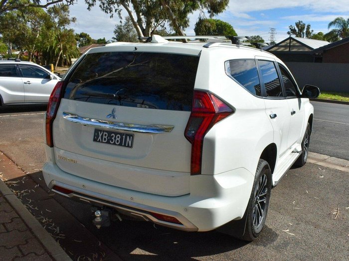 2020 Mitsubishi Pajero Sport GLS