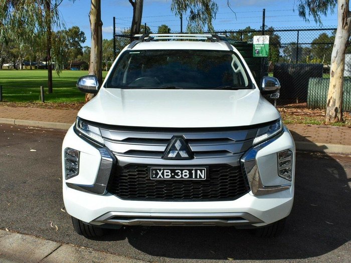 2020 Mitsubishi Pajero Sport GLS