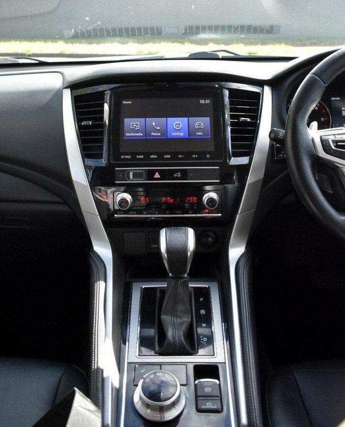 2020 Mitsubishi Pajero Sport GLS