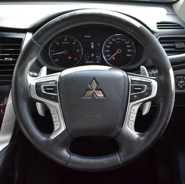 2020 Mitsubishi Pajero Sport GLS