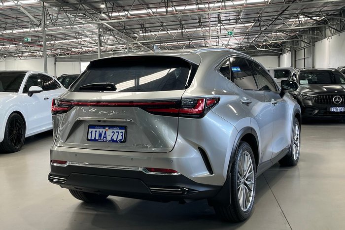 2023 Lexus NX NX350h Sports Luxury
