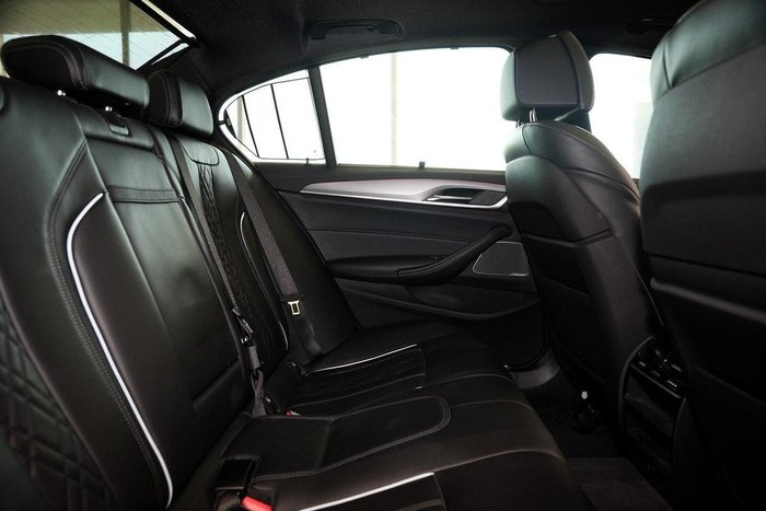 2019 BMW 5 Series 540i M Sport