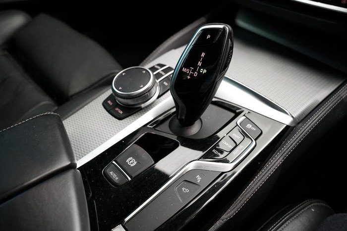 2019 BMW 5 Series 540i M Sport