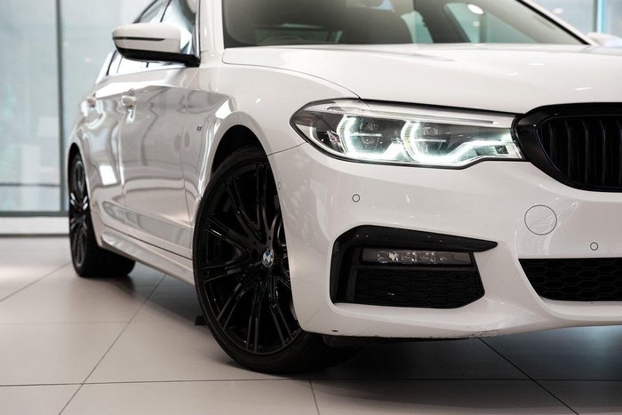 2019 BMW 5 Series 540i M Sport